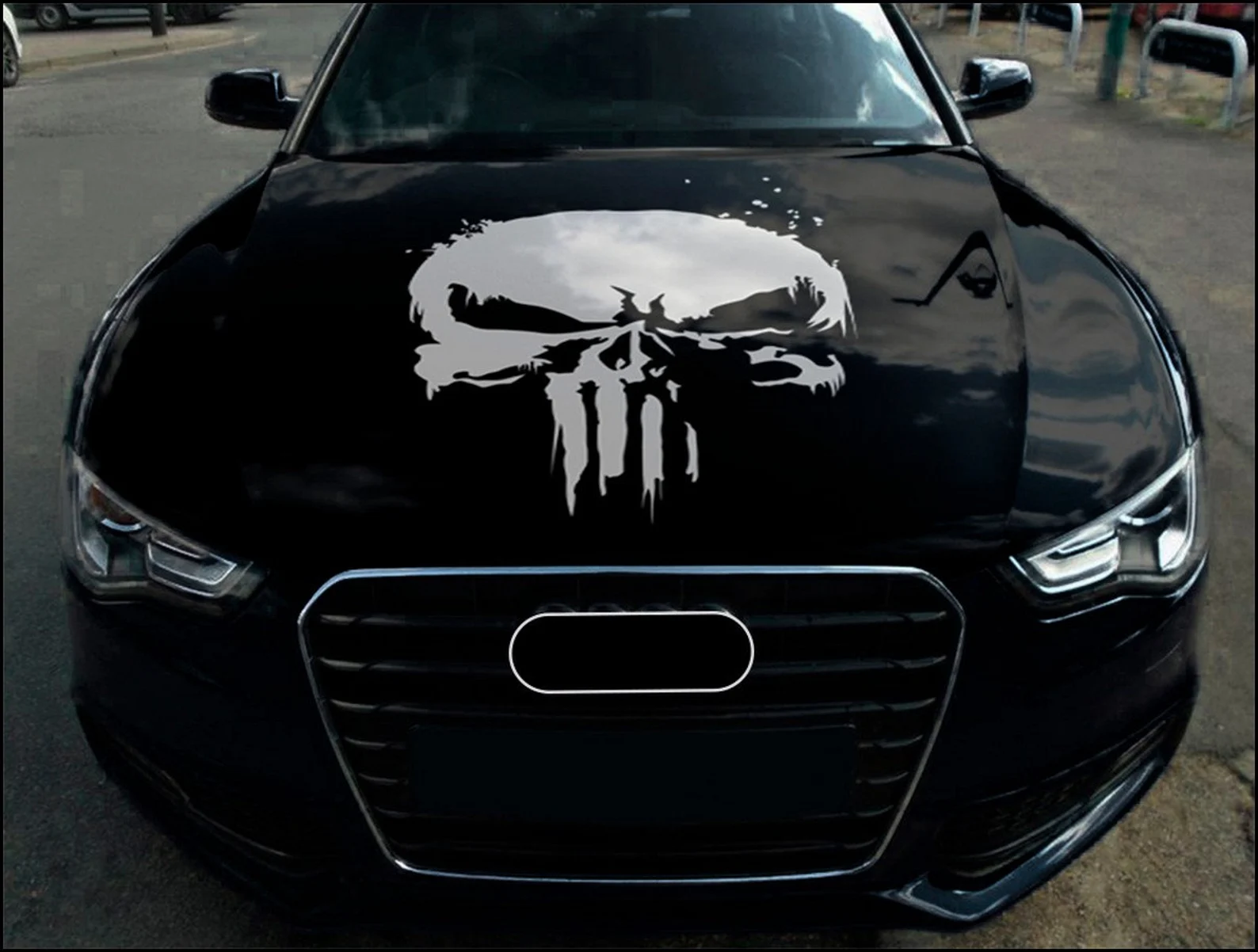 💀🔥 The Punisher Distressed Skull Car Hood Wrap